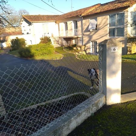 Chambre Privee Chez L'Habitant Et Partage Des Partie Communes Fontivillie المظهر الخارجي الصورة