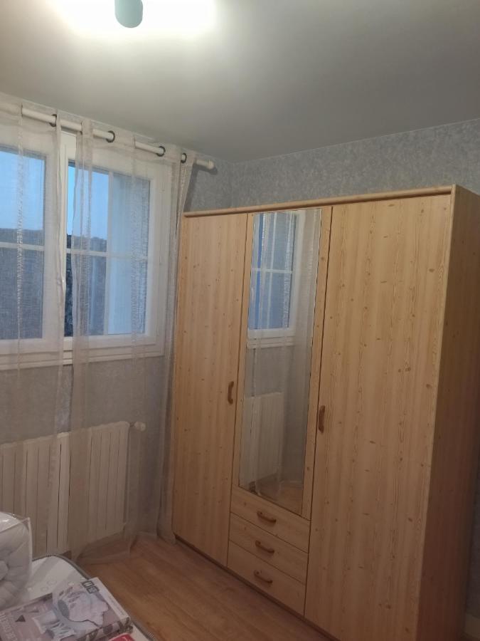 Chambre Privee Chez L'Habitant Et Partage Des Partie Communes Fontivillie المظهر الخارجي الصورة